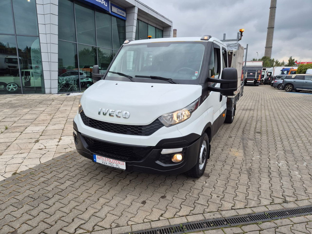 IVECO Daily 35 35S15 / Doka / 1 Owner / LOW KM / 7 Seats - Flatbed van: picture 2 IVECO Daily 35 35S15 / Doka / 1 Owner / LOW KM / 7 Seats - Flatbed van: picture 2