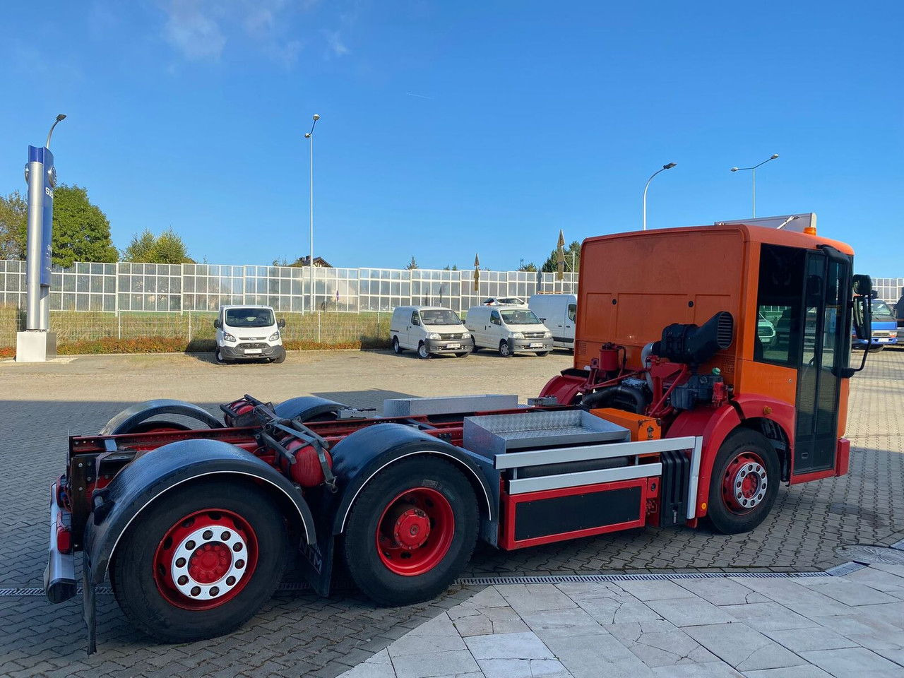 Mercedes-Benz Eqonic 2628 - 1 Owner - Euro6 - LOW KM - Cab chassis truck: picture 2 Mercedes-Benz Eqonic 2628 - 1 Owner - Euro6 - LOW KM - Cab chassis truck: picture 2