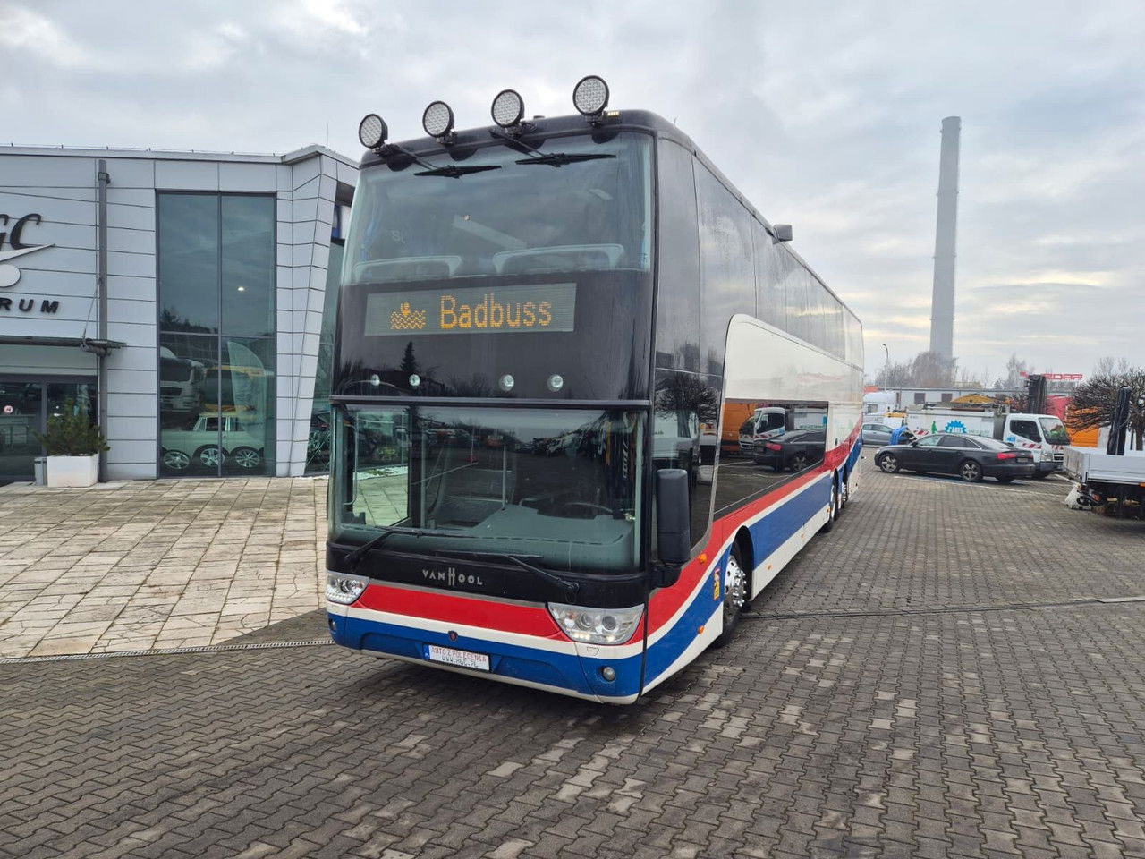 VAN HOOL Astromega Scania TDX29 / K450 - Double-decker bus: picture 3 VAN HOOL Astromega Scania TDX29 / K450 - Double-decker bus: picture 3