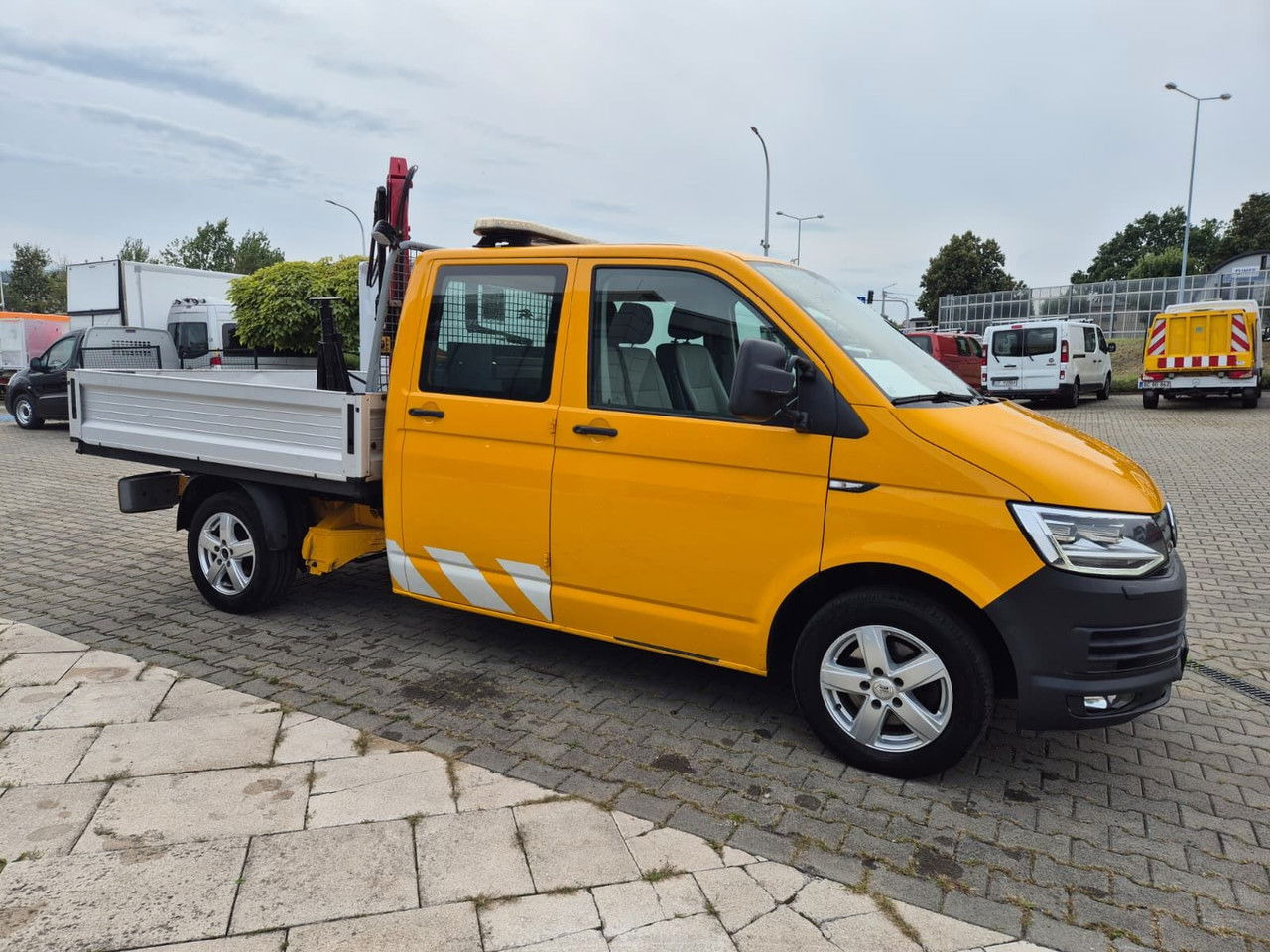 VOLKSWAGEN Transporter T6 / 4X4 / Long / Doka / NEW Service - Flatbed van: picture 5 VOLKSWAGEN Transporter T6 / 4X4 / Long / Doka / NEW Service - Flatbed van: picture 5