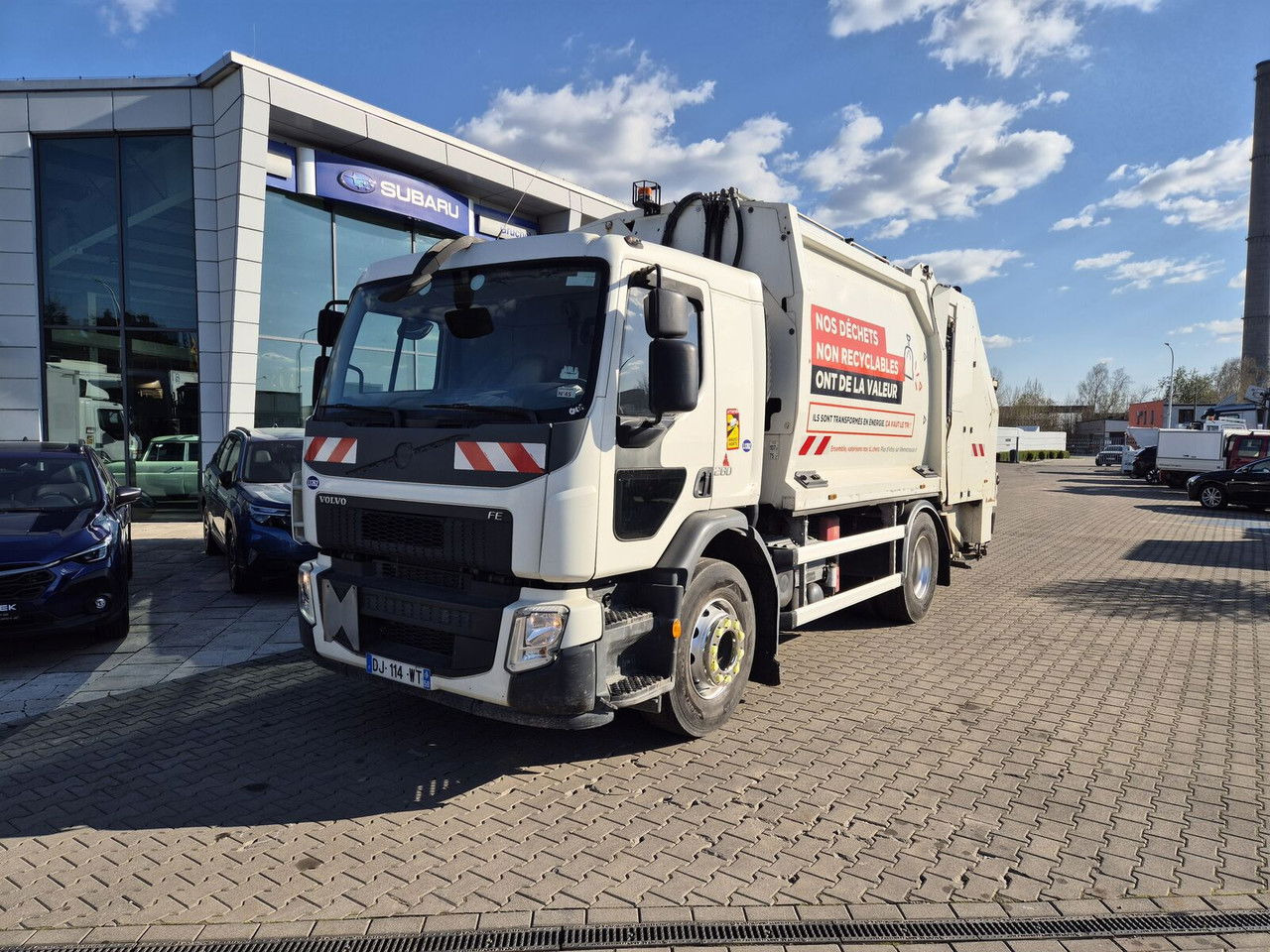 Volvo FE 280 13M3 / Geesinknorba / Euro 6 / 3 Seats Volvo FE 280 13M3 / Geesinknorba / Euro 6 / 3 Seats - Garbage truck: picture 1 Volvo FE 280 13M3 / Geesinknorba / Euro 6 / 3 Seats Volvo FE 280 13M3 / Geesinknorba / Euro 6 / 3 Seats - Garbage truck: picture 1
