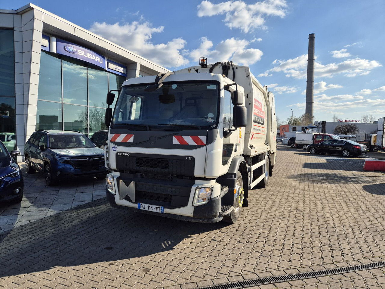 Volvo FE 280 13M3 / Geesinknorba / Euro 6 / 3 Seats Volvo FE 280 13M3 / Geesinknorba / Euro 6 / 3 Seats - Garbage truck: picture 3 Volvo FE 280 13M3 / Geesinknorba / Euro 6 / 3 Seats Volvo FE 280 13M3 / Geesinknorba / Euro 6 / 3 Seats - Garbage truck: picture 3