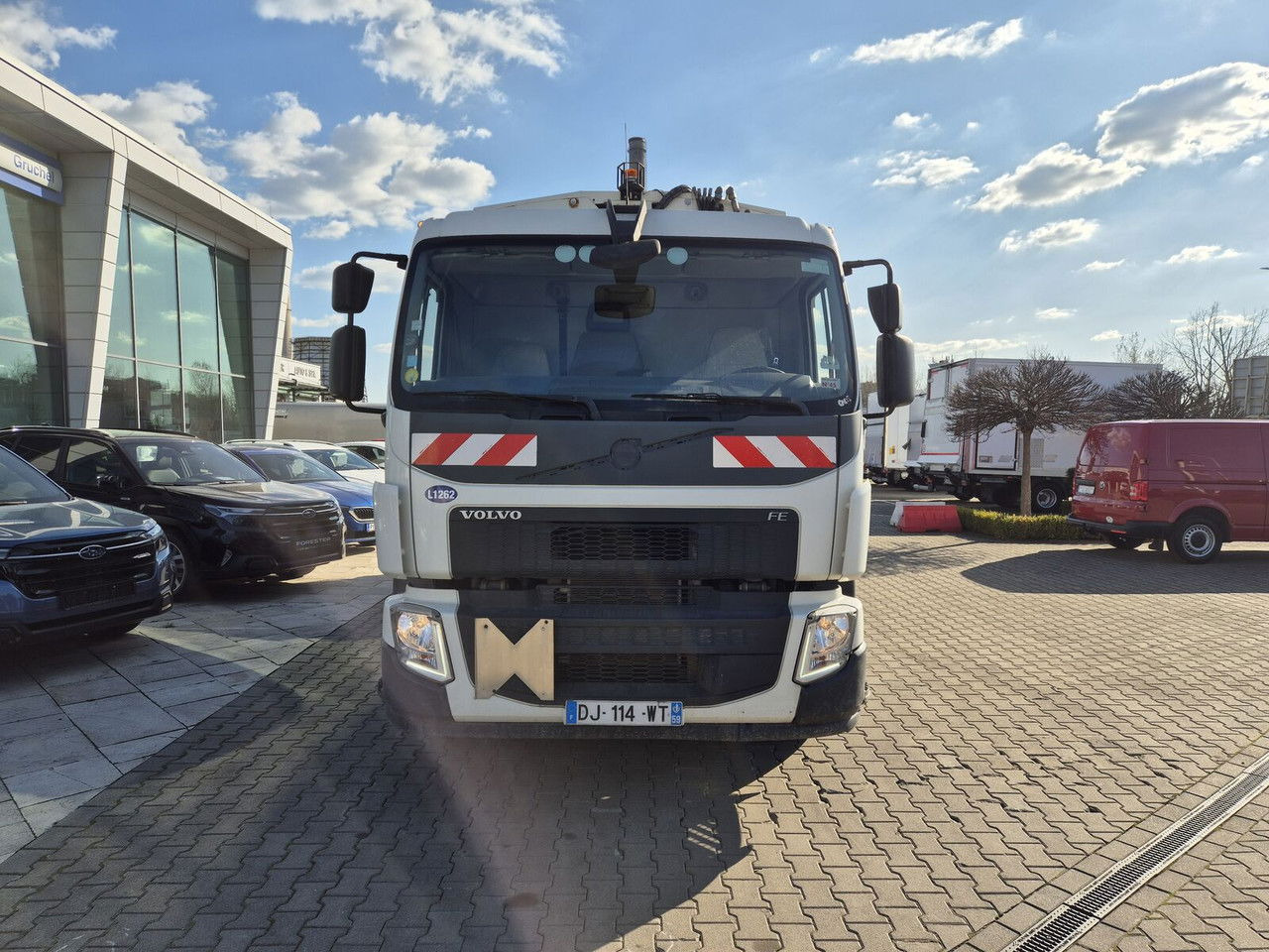 Volvo FE 280 13M3 / Geesinknorba / Euro 6 / 3 Seats Volvo FE 280 13M3 / Geesinknorba / Euro 6 / 3 Seats - Garbage truck: picture 4 Volvo FE 280 13M3 / Geesinknorba / Euro 6 / 3 Seats Volvo FE 280 13M3 / Geesinknorba / Euro 6 / 3 Seats - Garbage truck: picture 4