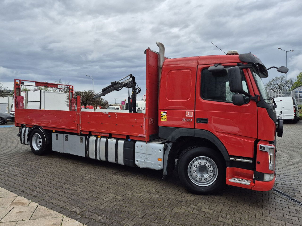 Volvo FM 330 HDS Hiab / 1 Owner / Euro 6 / Serviced - Dropside/ Flatbed truck, Crane truck: picture 1 Volvo FM 330 HDS Hiab / 1 Owner / Euro 6 / Serviced - Dropside/ Flatbed truck, Crane truck: picture 1