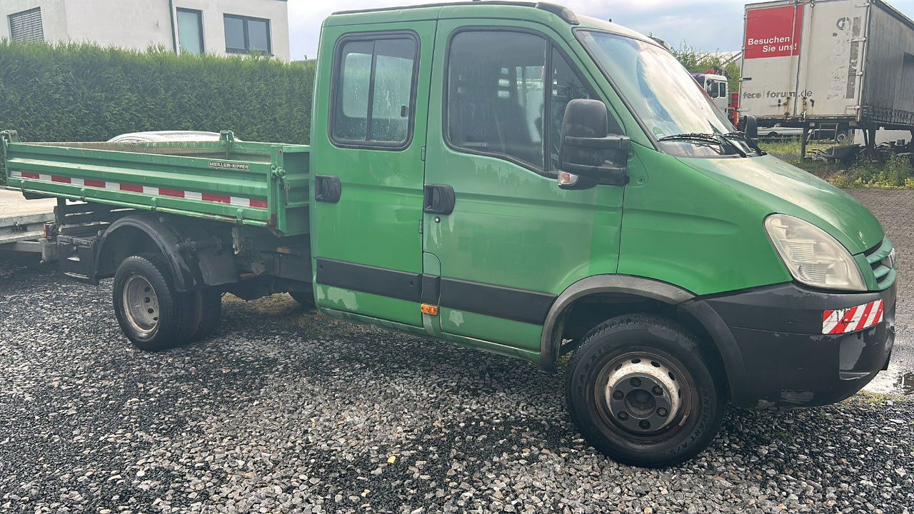 Iveco Daily 65C18K tipper - 6 seats - Tipper van: picture 3 Iveco Daily 65C18K tipper - 6 seats - Tipper van: picture 3