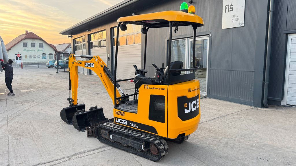 Mini excavator JCB 16C-1 - 2021 Year - 275 Working Hours: picture 7