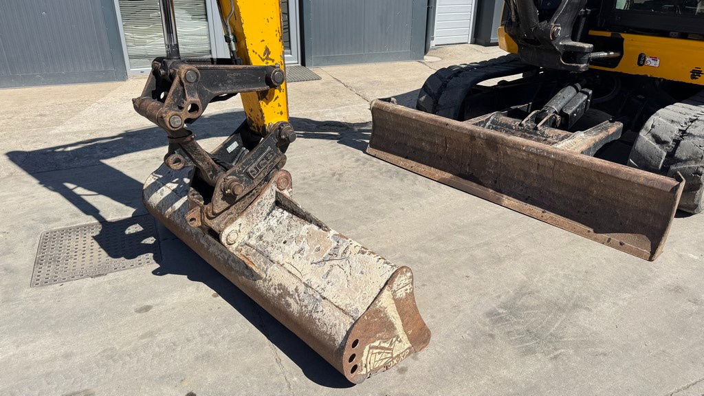 JCB 85Z-1 - 2018 Year - 3640 Hours - Mini excavator: picture 5 JCB 85Z-1 - 2018 Year - 3640 Hours - Mini excavator: picture 5