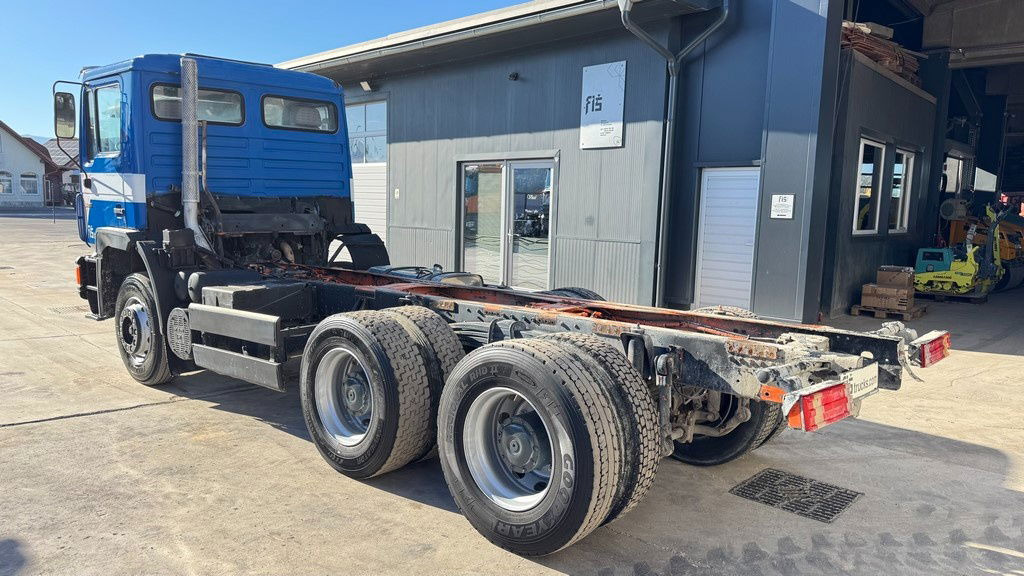 MAN 25.272 6x4 chassis- complete spring - Cab chassis truck: picture 4 MAN 25.272 6x4 chassis- complete spring - Cab chassis truck: picture 4