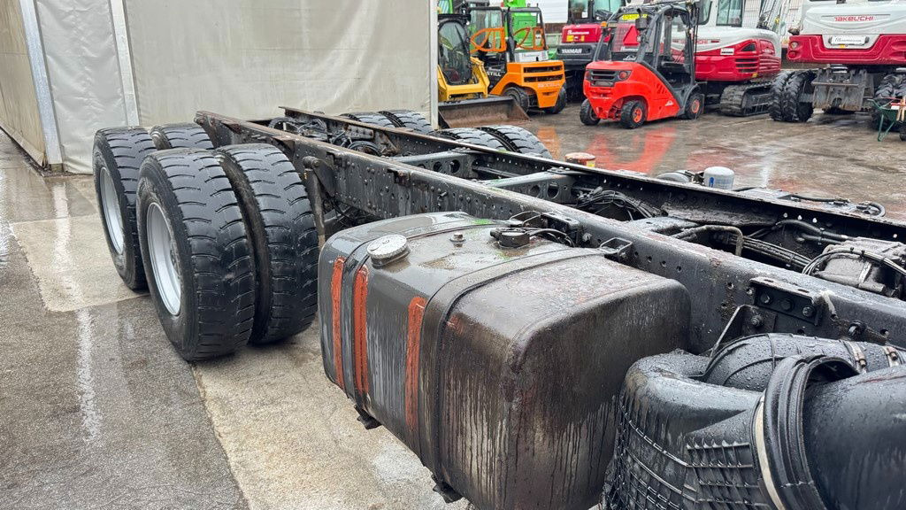 Mercedes-Benz Actros 2631 Actros 2631 6x4 chassis - spring - Perfect - Cab chassis truck: picture 4 Mercedes-Benz Actros 2631 Actros 2631 6x4 chassis - spring - Perfect - Cab chassis truck: picture 4