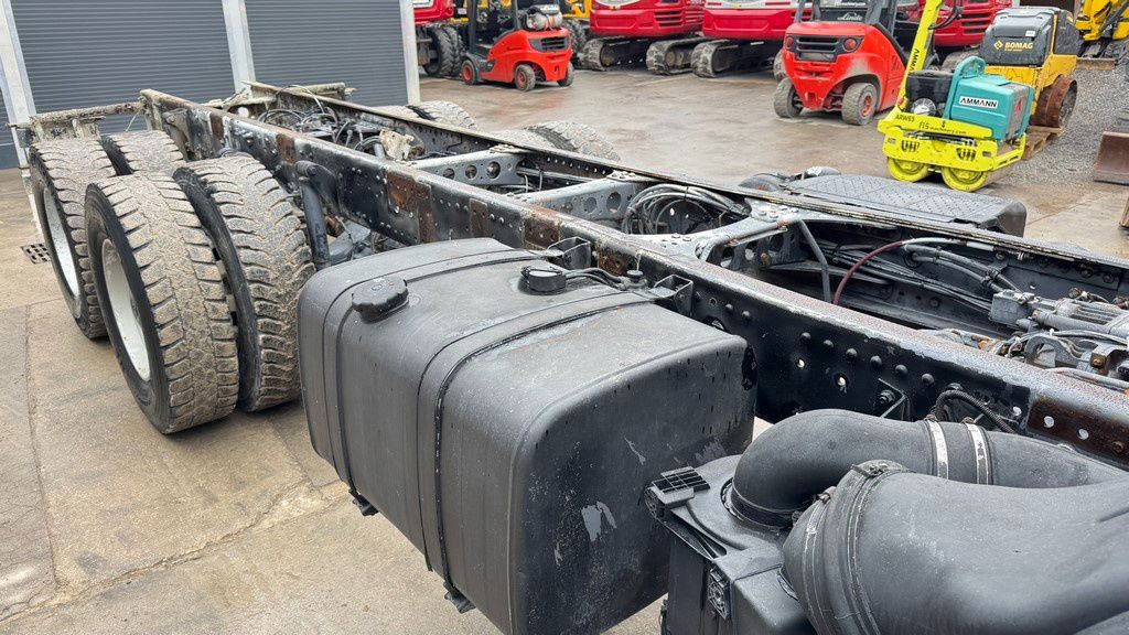 Mercedes-Benz Actros 3331 B 6x4 chassis - big axle - Cab chassis truck: picture 3 Mercedes-Benz Actros 3331 B 6x4 chassis - big axle - Cab chassis truck: picture 3