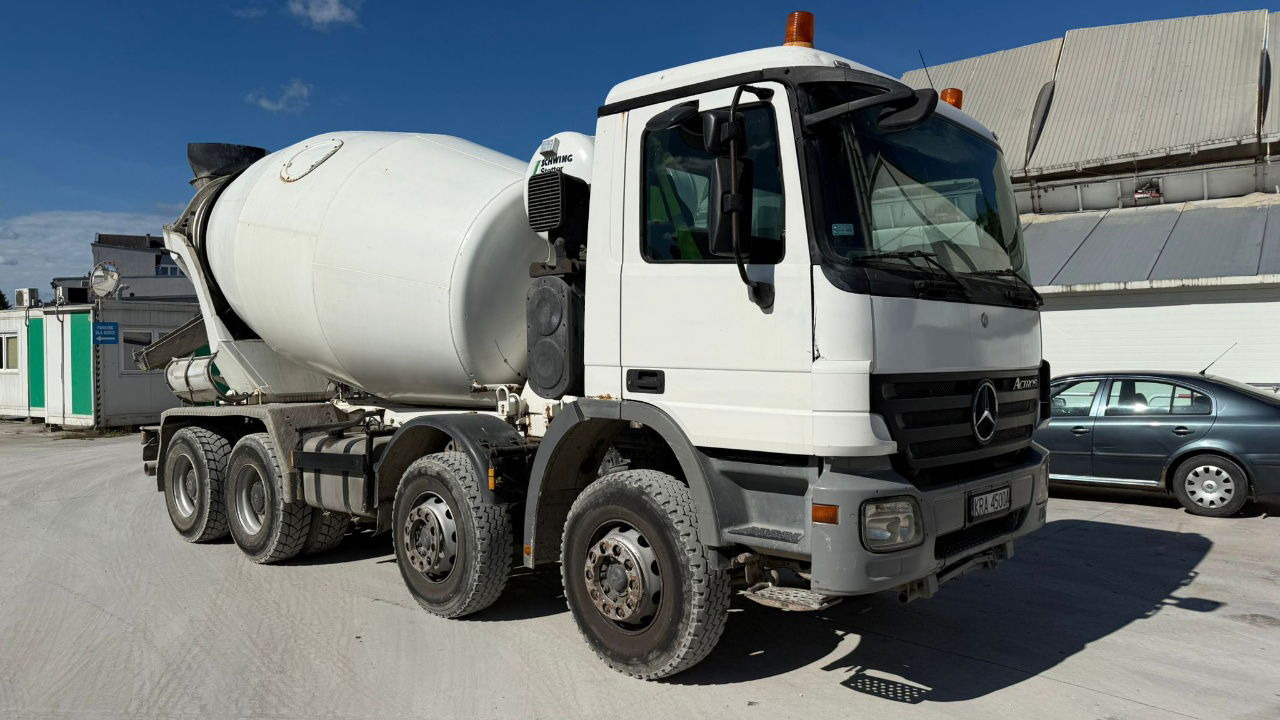 Mercedes-Benz Actros 3532 8x4 beton Schwing mixer 10m3 - Concrete mixer truck: picture 1 Mercedes-Benz Actros 3532 8x4 beton Schwing mixer 10m3 - Concrete mixer truck: picture 1
