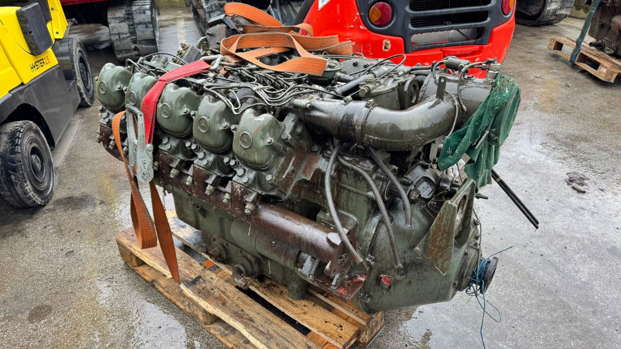 Mercedes-Benz Engine V10 - OM 403.1 - Engine for Truck: picture 2 Mercedes-Benz Engine V10 - OM 403.1 - Engine for Truck: picture 2