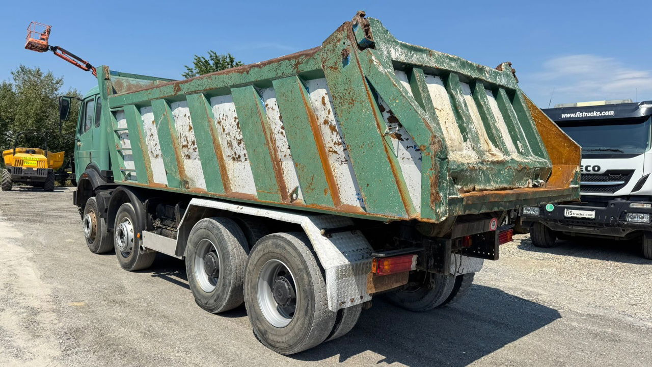 Mercedes-Benz SK 3235 8X4 tipper - V8 - Tipper: picture 5 Mercedes-Benz SK 3235 8X4 tipper - V8 - Tipper: picture 5