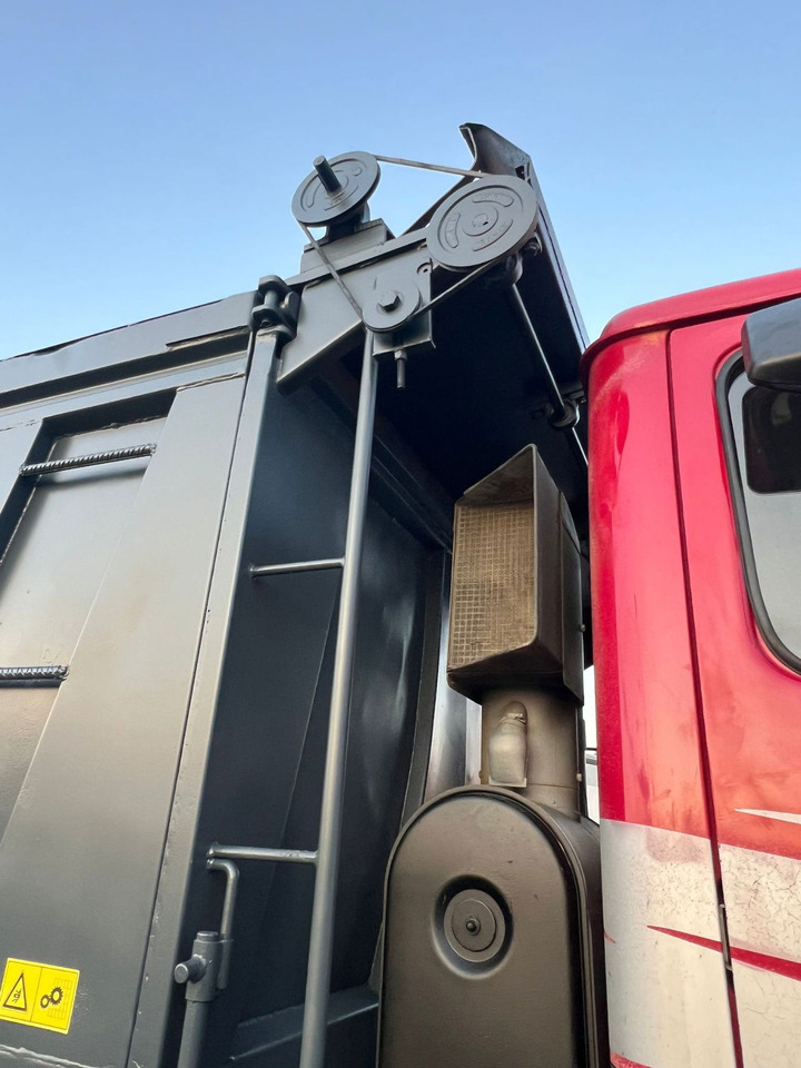 Mercedes-Benz SK 3544 8X4 K tipper - AC - retarder - Tipper: picture 4 Mercedes-Benz SK 3544 8X4 K tipper - AC - retarder - Tipper: picture 4