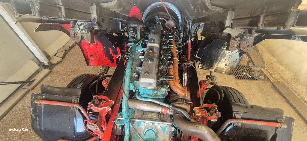 Cab chassis truck Scania R113-360 HK 6x4 chassis: picture 16