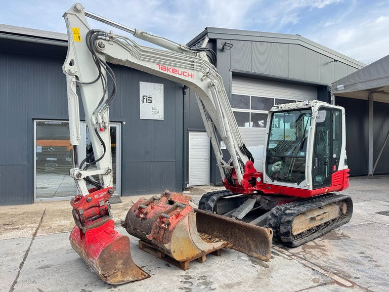 Takeuchi TB290 - 2017 Year - 7580 Hours - Powertilt - Mini excavator: picture 1 Takeuchi TB290 - 2017 Year - 7580 Hours - Powertilt - Mini excavator: picture 1