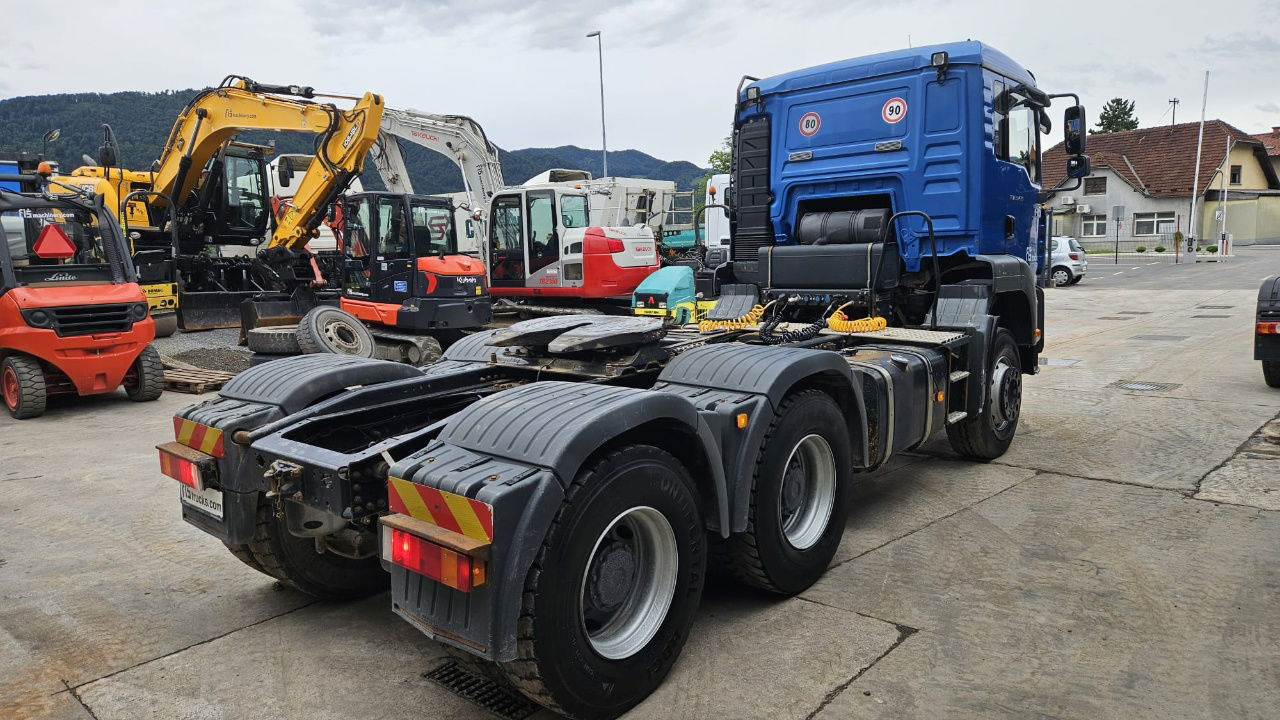 MAN TGA 33.430 6x4 tractor unit - tipper hydraulics - Tractor unit: picture 4 MAN TGA 33.430 6x4 tractor unit - tipper hydraulics - Tractor unit: picture 4