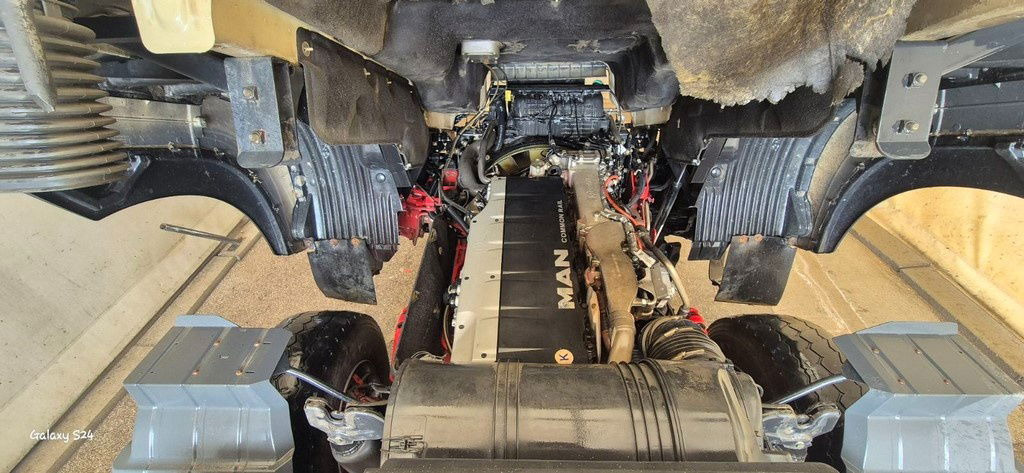Tractor unit MAN TGS 18.480 4X4 tractor unit - tipper hydraulics: picture 14