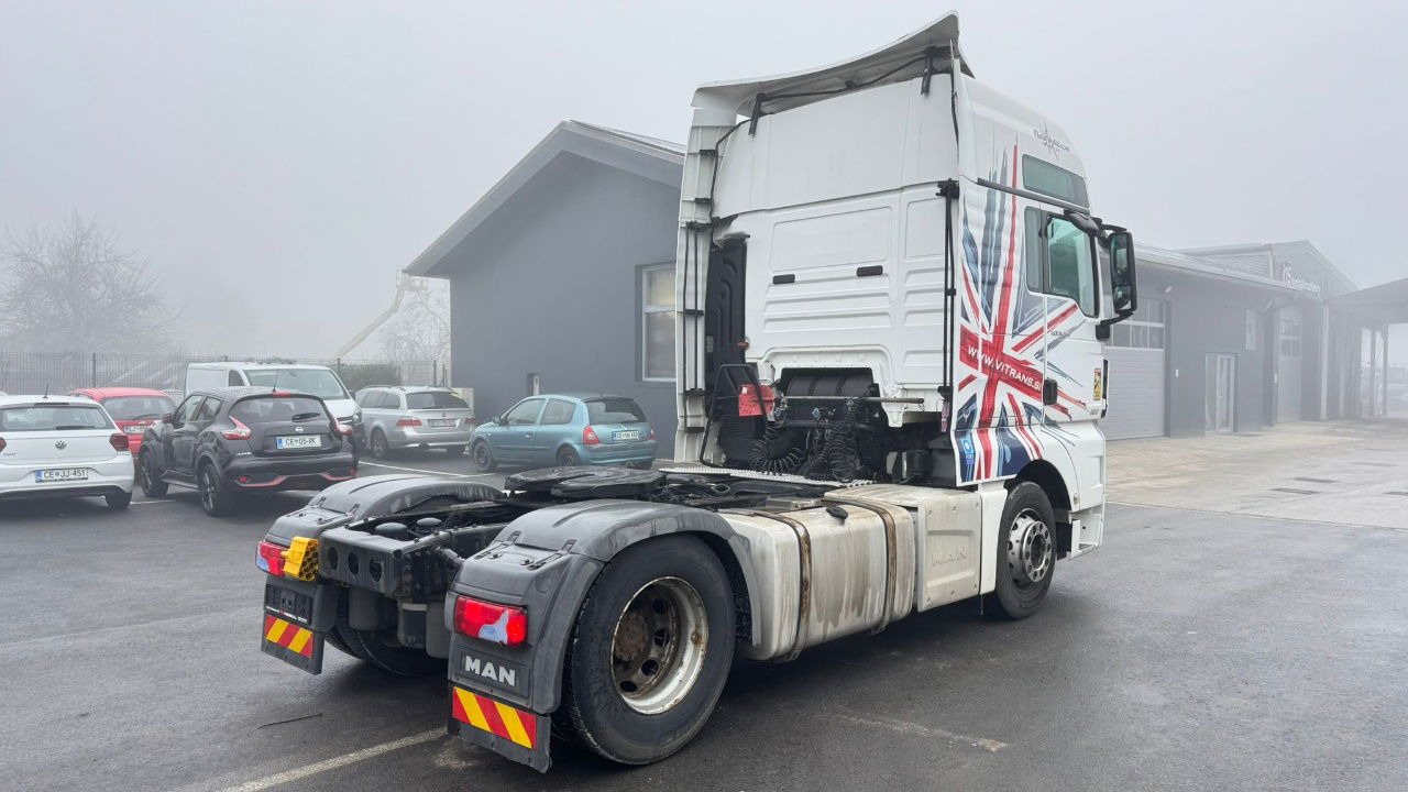 MAN TGX 18.560 4X2 tractor unit - retarder - Tractor unit: picture 5 MAN TGX 18.560 4X2 tractor unit - retarder - Tractor unit: picture 5