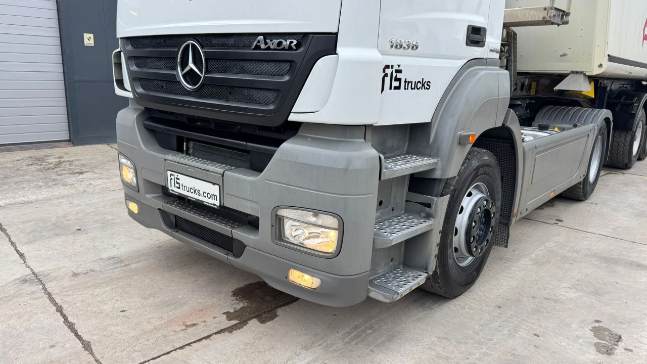 Mercedes-Benz Axor 1836 4x2 tipper hydraulics - Tractor unit: picture 2 Mercedes-Benz Axor 1836 4x2 tipper hydraulics - Tractor unit: picture 2