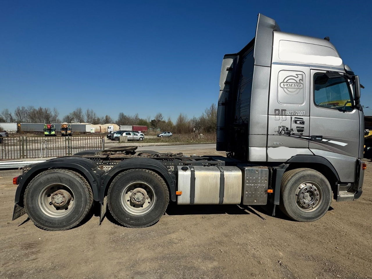Volvo FH 16 580 6x4 tractor unit - euro 4 - Tractor unit: picture 2 Volvo FH 16 580 6x4 tractor unit - euro 4 - Tractor unit: picture 2