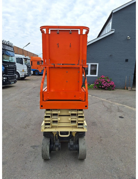 JLG 2030 ES - Scissor lift: picture 4 JLG 2030 ES - Scissor lift: picture 4