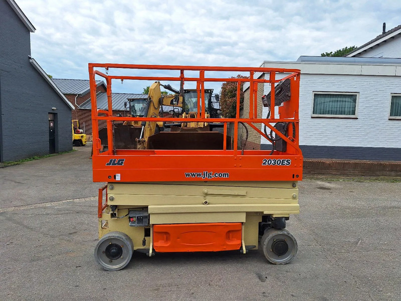 JLG 2030 ES - Scissor lift: picture 1 JLG 2030 ES - Scissor lift: picture 1