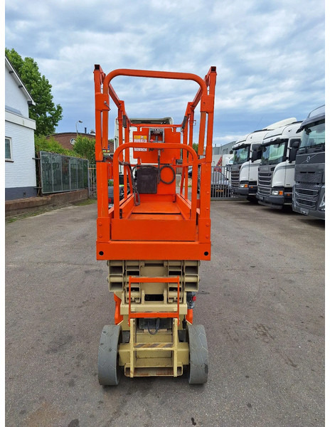 JLG 2030 ES - Scissor lift: picture 2 JLG 2030 ES - Scissor lift: picture 2