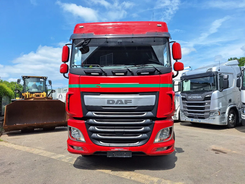 DAF XF 440 XF440 ADR - Tractor unit: picture 2 DAF XF 440 XF440 ADR - Tractor unit: picture 2
