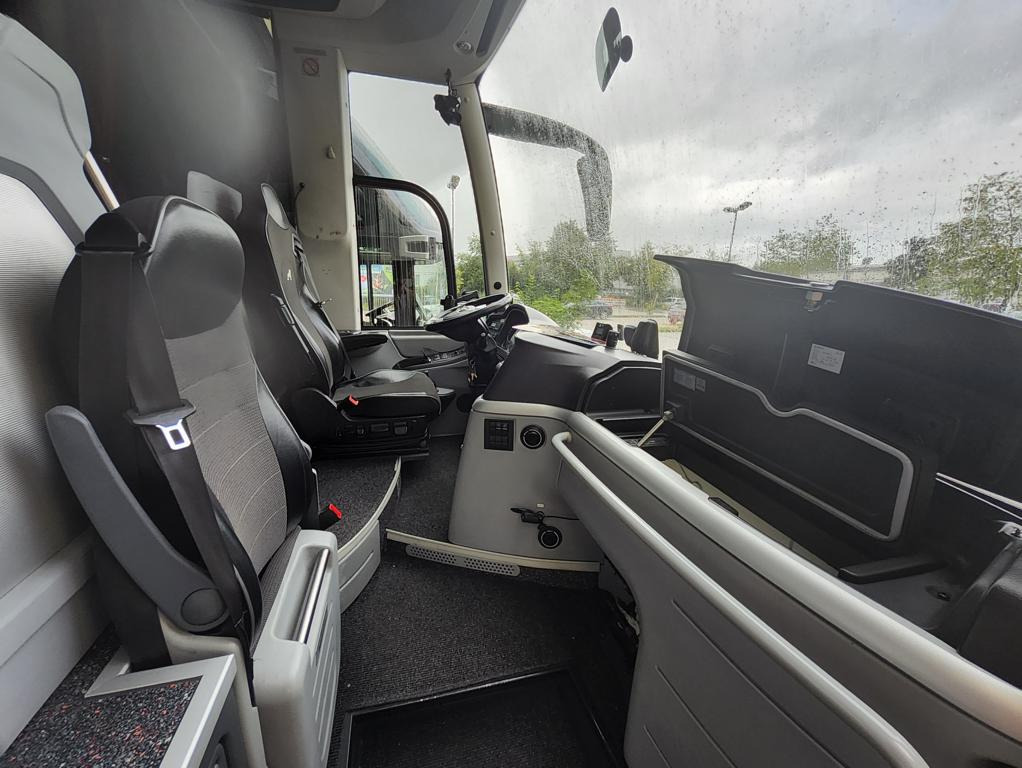 MAN Lion´s Coach C R09 53+1+1 / WC / Küche / Fahrschulpedale - Coach: picture 5 MAN Lion´s Coach C R09 53+1+1 / WC / Küche / Fahrschulpedale - Coach: picture 5