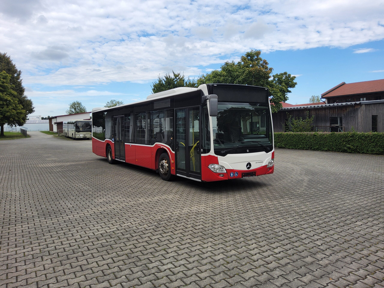 Mercedes Benz O 530 Citaro C2 KLIMA / 354 PS / Doppelglas - City bus: picture 1 Mercedes Benz O 530 Citaro C2 KLIMA / 354 PS / Doppelglas - City bus: picture 1