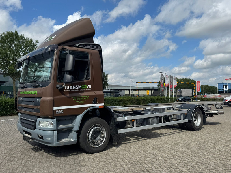 DAF CF65 220 - Container transporter/ Swap body truck: picture 2 DAF CF65 220 - Container transporter/ Swap body truck: picture 2