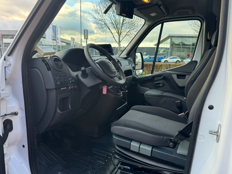 Van Renault Master 2.3 DCI 320 hours: picture 13 Van Renault Master 2.3 DCI 320 hours: picture 13