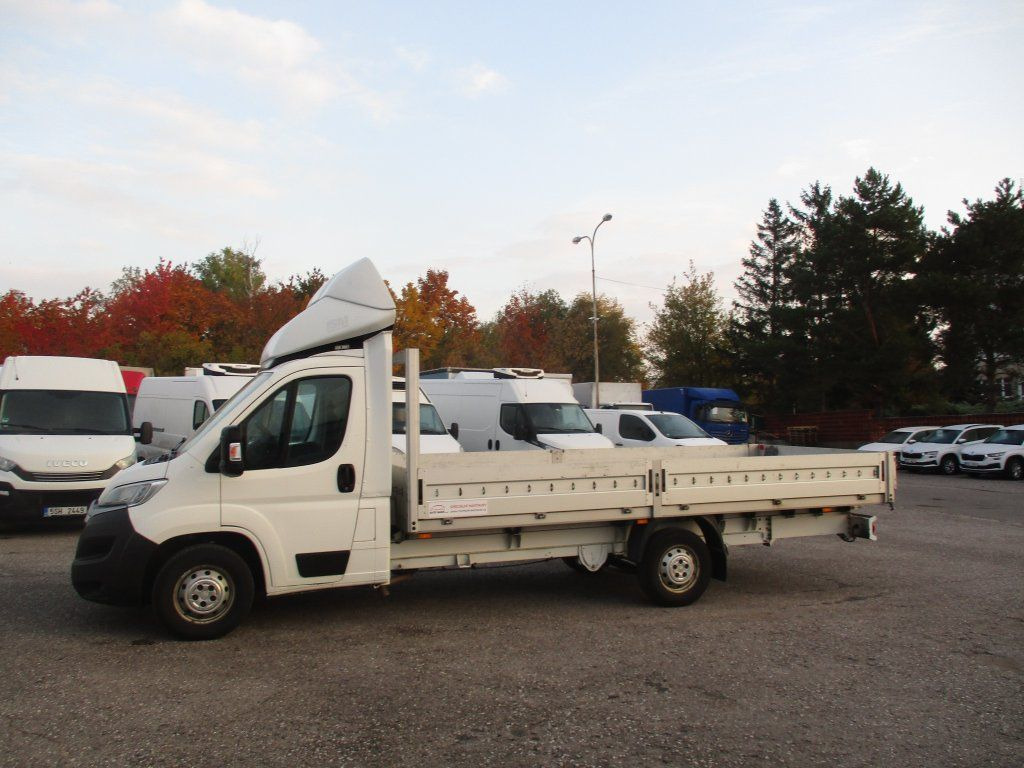 Citroën Jumper 2,0 BlueHDi Citroën Jumper 2,0 BlueHDi - Flatbed van: picture 3 Citroën Jumper 2,0 BlueHDi Citroën Jumper 2,0 BlueHDi - Flatbed van: picture 3