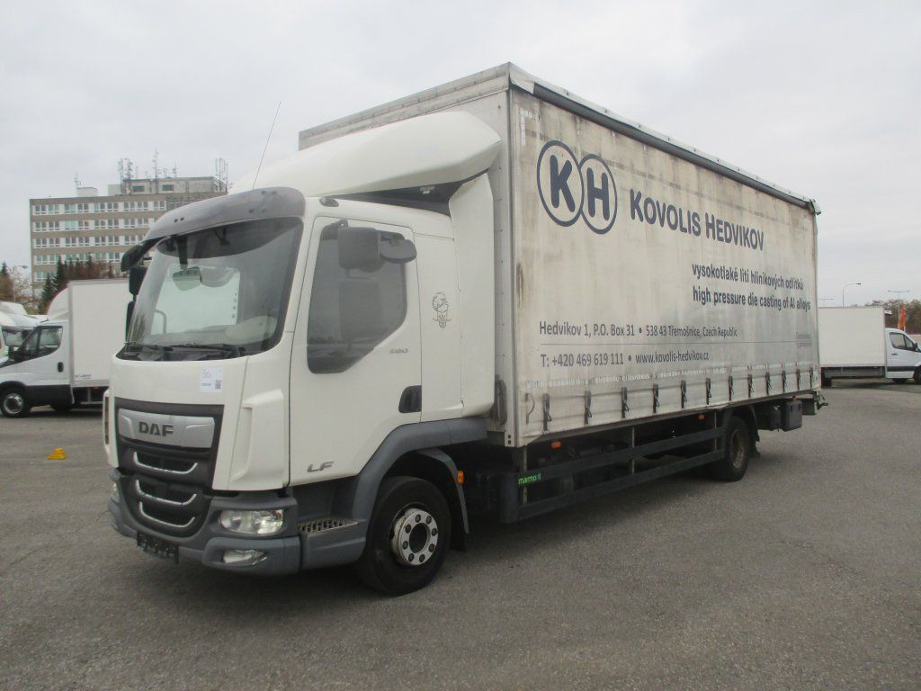 DAF LF 12.260 - Curtainsider truck: picture 1 DAF LF 12.260 - Curtainsider truck: picture 1