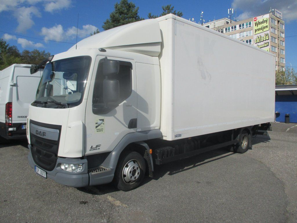 DAF LF 180 mit LBW - Box van: picture 1 DAF LF 180 mit LBW - Box van: picture 1