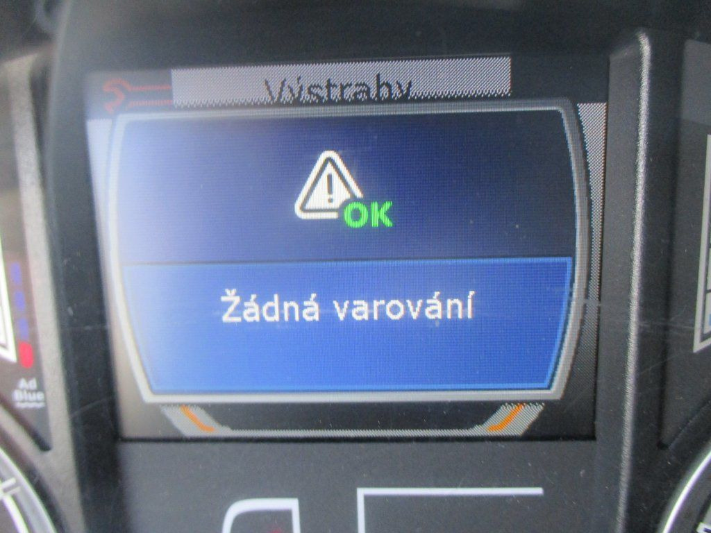 Box van DAF LF 180 mit LBW: picture 14
