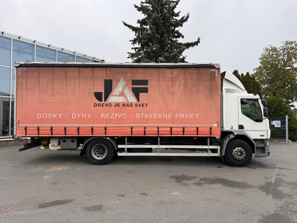 DAF LF55.250 EURO 4 - Curtainsider truck: picture 3 DAF LF55.250 EURO 4 - Curtainsider truck: picture 3