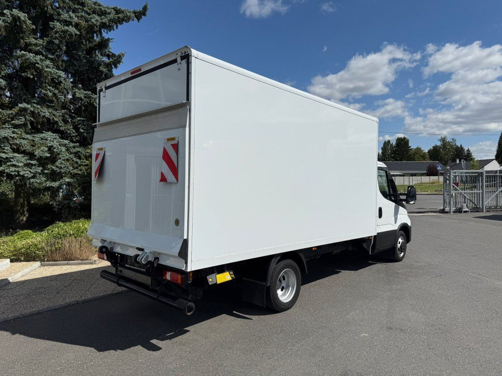 Iveco 35C16 Daily - Box van: picture 2 Iveco 35C16 Daily - Box van: picture 2