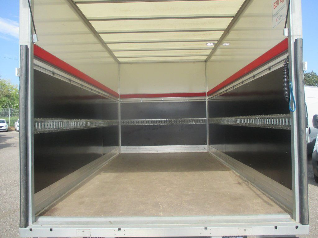 Iveco Daily 35C16 on lease Iveco Daily 35C16: picture 12 Iveco Daily 35C16 on lease Iveco Daily 35C16: picture 12