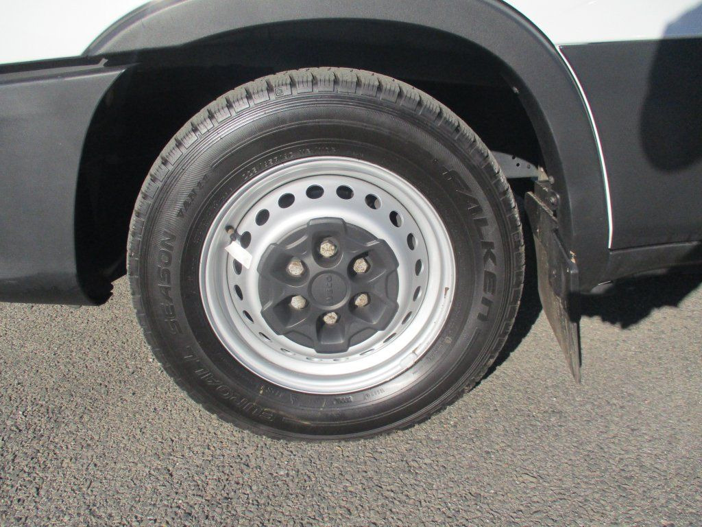 Panel van Iveco Daily 35S16: picture 20