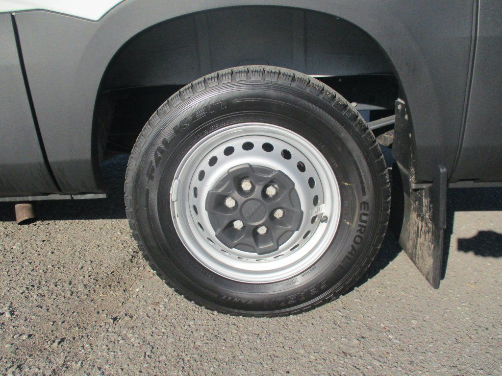 Panel van Iveco Daily 35S16: picture 12