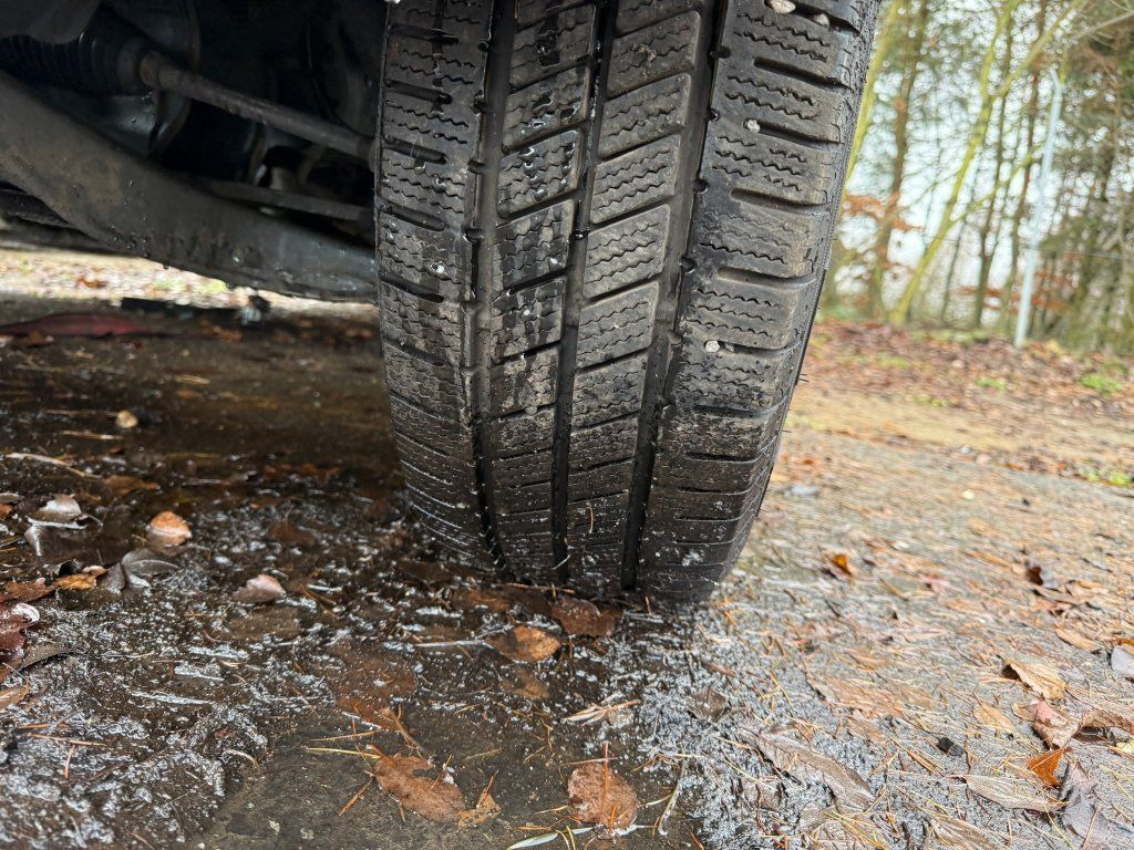 Panel van Iveco Daily 35S16 maxi Damaged: picture 19 Panel van Iveco Daily 35S16 maxi Damaged: picture 19