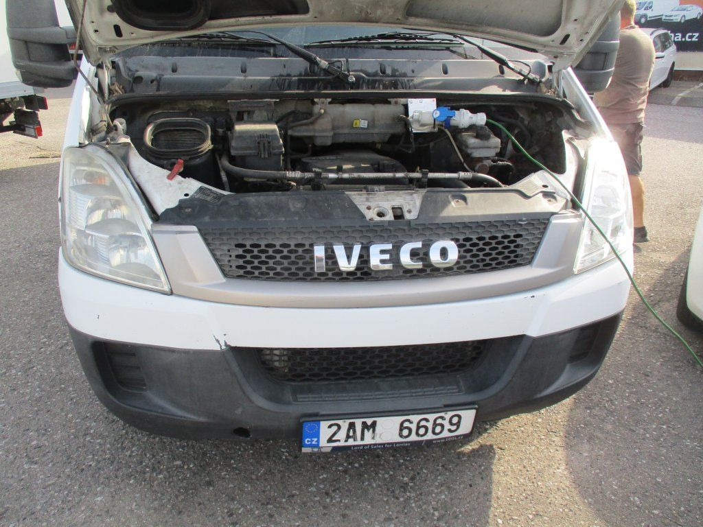 Iveco Daily 50C15 Carrier 350 - Refrigerated van: picture 3 Iveco Daily 50C15 Carrier 350 - Refrigerated van: picture 3