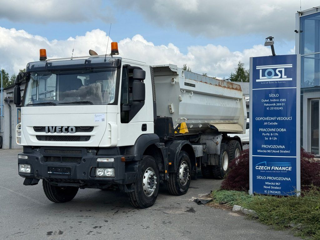 Iveco Trakker 410 S1 8x4 - Tipper: picture 1 Iveco Trakker 410 S1 8x4 - Tipper: picture 1
