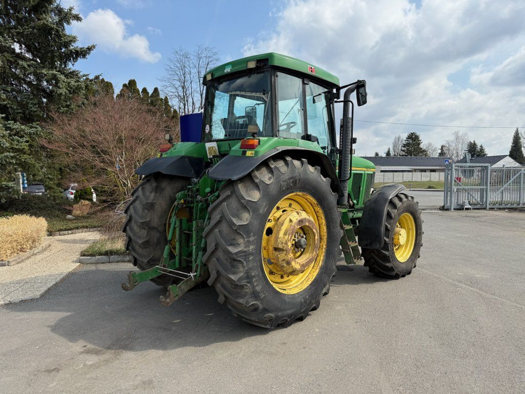 John Deere 7800 - Farm tractor: picture 5 John Deere 7800 - Farm tractor: picture 5