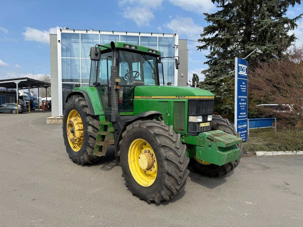 John Deere 7800 - Farm tractor: picture 3 John Deere 7800 - Farm tractor: picture 3