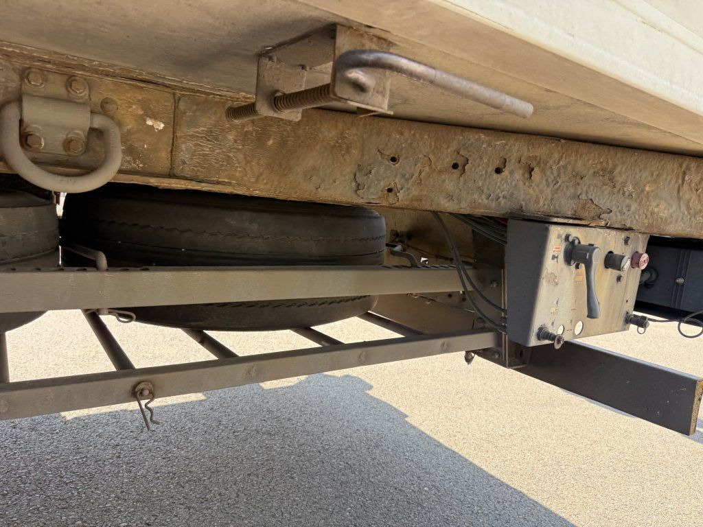 Closed box semi-trailer Lamberet LVF S3 Carrier Maxima 1300: picture 11