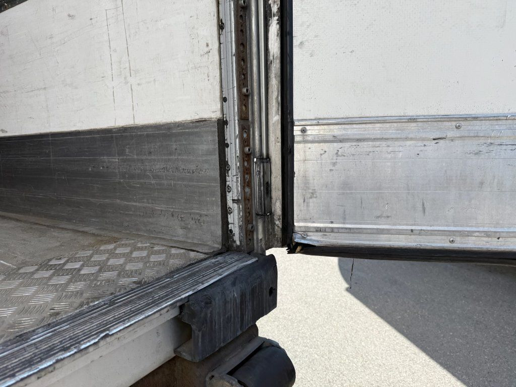 Closed box semi-trailer Lamberet LVF S3 Carrier Maxima 1300: picture 15