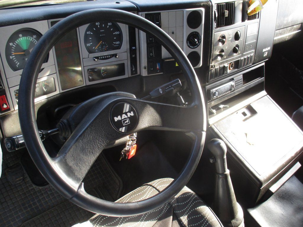 Crane truck MAN 12.284 EURO 2 ATLAS: picture 15